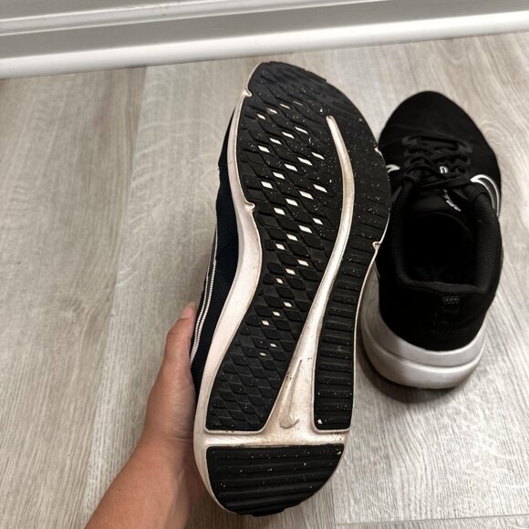 Nike Downshifter 12 Shoes Mens Size 11 Wide Black White Road Running DM4194-001 - Picture 12 of 13